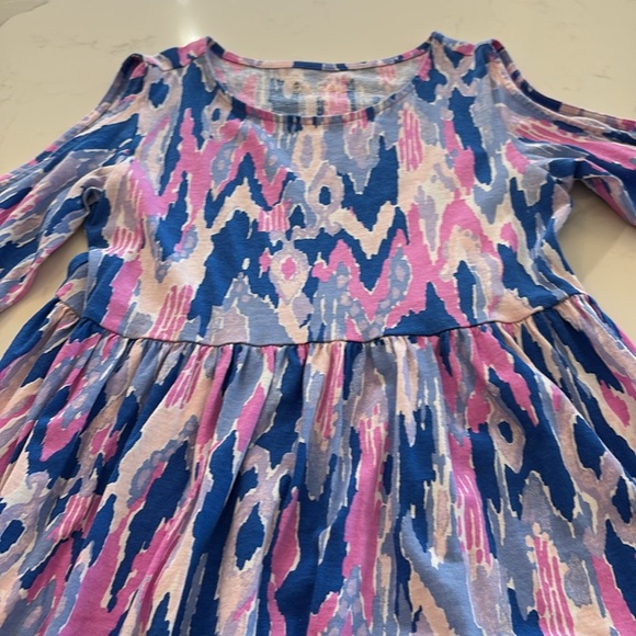 Lilly Pulitzer dress size large 8-10 girls cold shoulder fee 3/4 sleeve dress - Picture 5 of 10